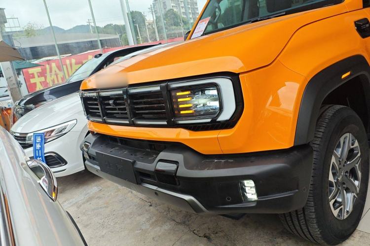 Used BAIC Off-Road BJ40 2024 2.0T All-New Urban Hunter Edition Chivalrous Style