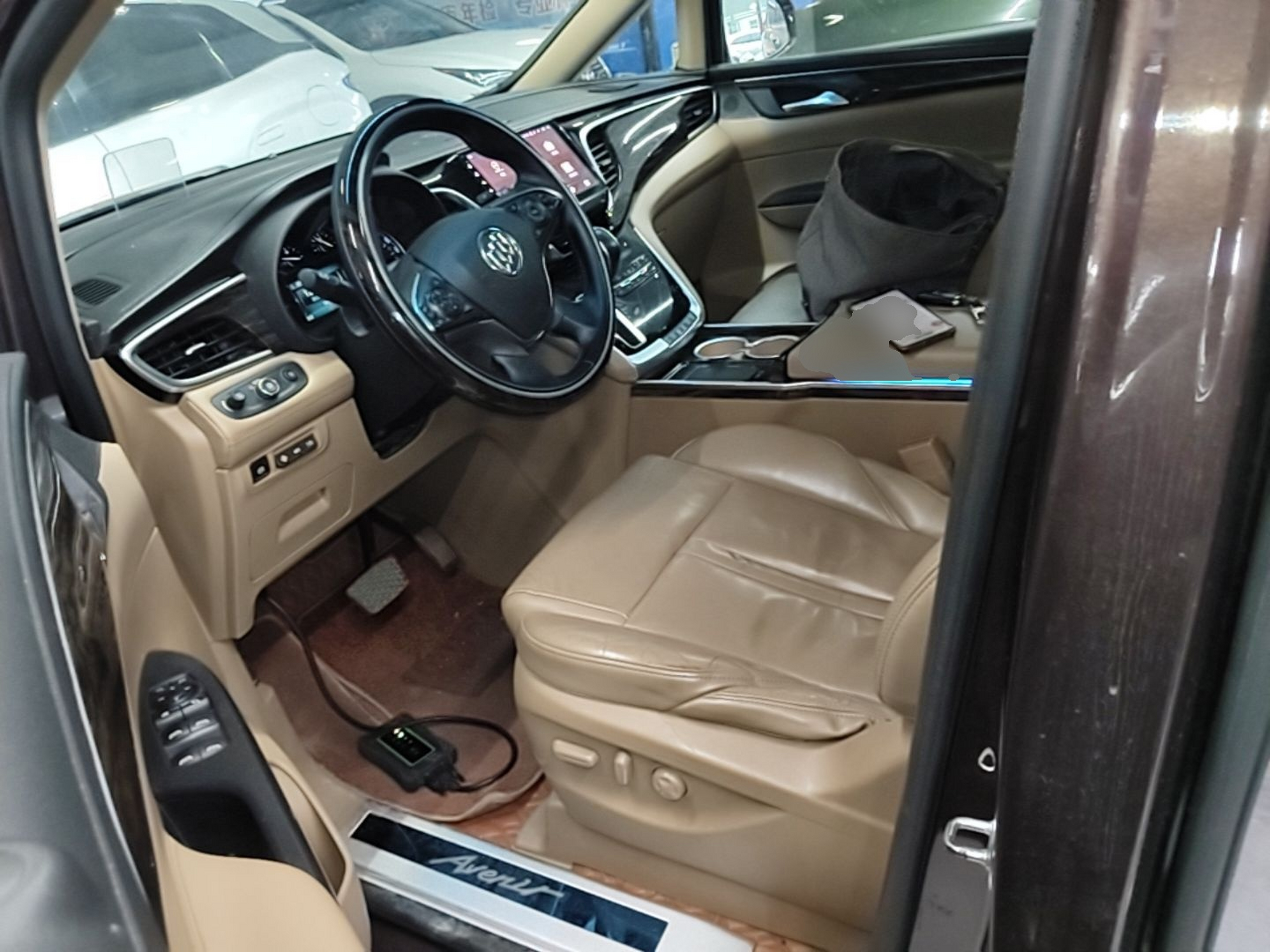 Interior delantero