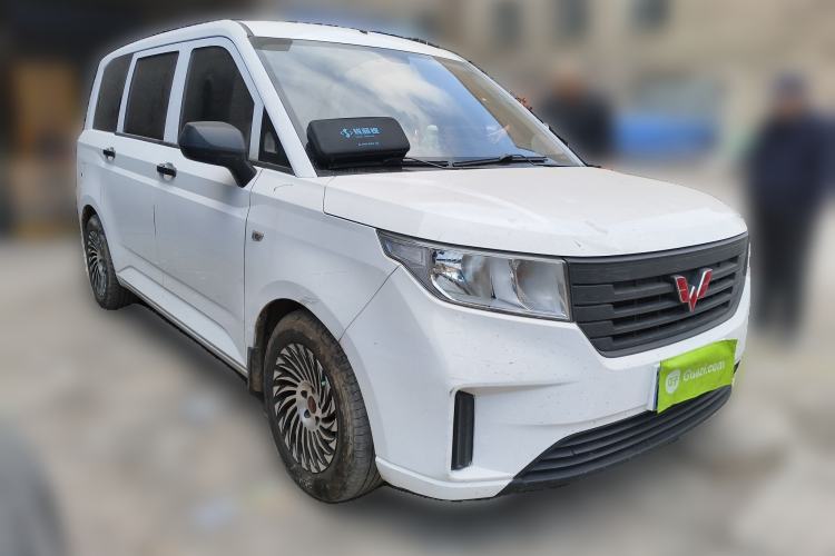 Used Wuling Hongguang PLUS 2019 1.5T Manual Standard Version 7 Seats
