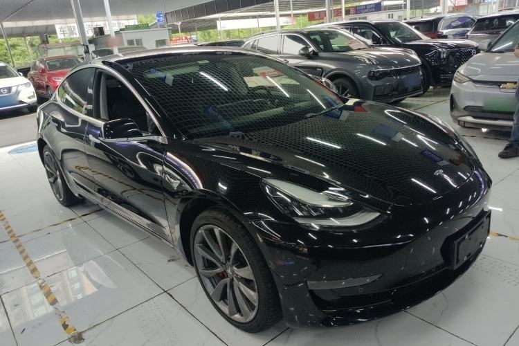 Used Tesla Model 3 2019 Long-Range All-Wheel-Drive Version
