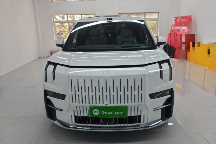 Used Zeekr 009 2024 7-Seater Walk-Through Version Four-Wheel Drive 108 kWh
