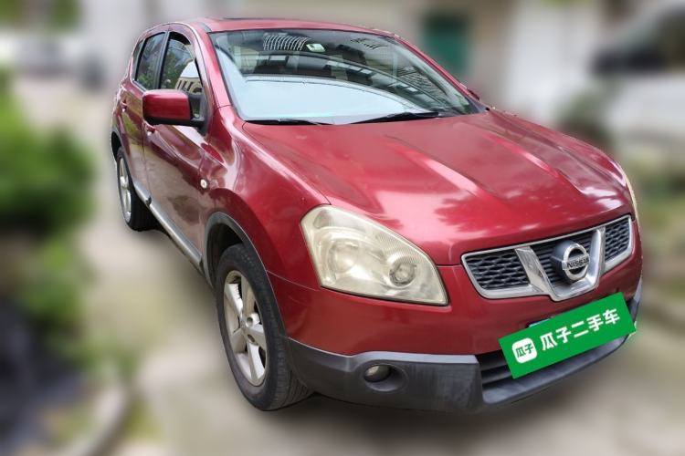 Used Nissan Qashqai 2011 2.0 XV Lea CVT 2WD Front Right 45 Deg