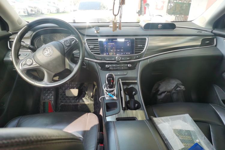 Used Buick LaCrosse 2019 28T Luxury Version
