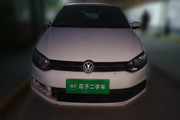 Used Volkswagen Polo 2013 1.4L Manual Fashion Edition Front