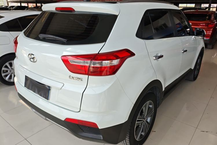 Used Hyundai ix25 2015 1.6L Automatic Two-Wheel Drive Smart GLS Trim Rear Right 45 Deg