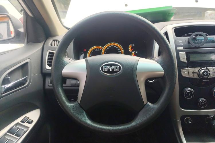 Used BYD F3 2015 Energy-Saving Edition 1.5L Manual Luxury Model