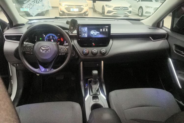 Used Toyota Corolla Cross 2023 2.0L Pioneer Edition
