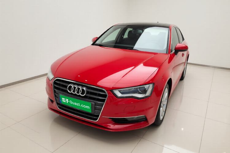 Used Audi A3 2014 Limousine 35 TFSI Automatic Comfort Model Guazi used car, China used car export, Used car for sale, Used cars, Cheapest cars for sale