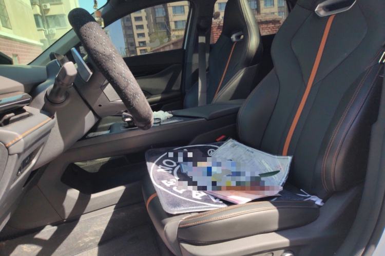 Used CHANGAN UNI-V 2025 1.5T 500Bar High-Energy Version Left Front Seat