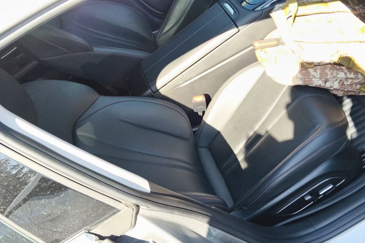 Used XPeng P7 2023 480G Right Front Seat