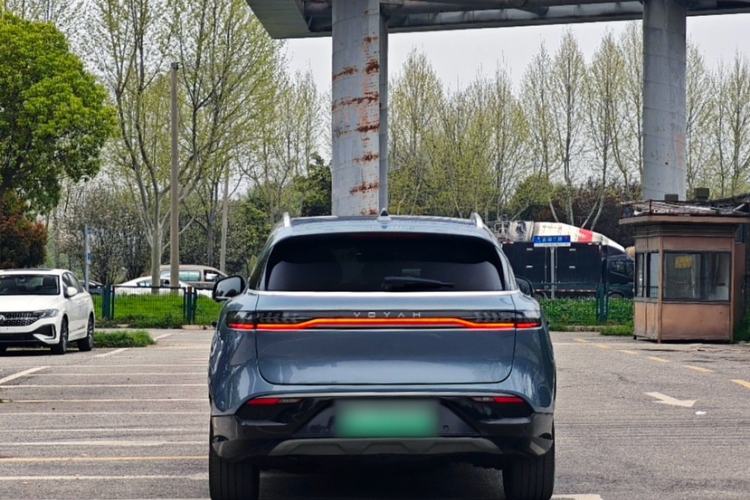 Used VOYAH FREE 2021 Four-Wheel Drive Standard Range-Extended Exclusive Luxury Package
