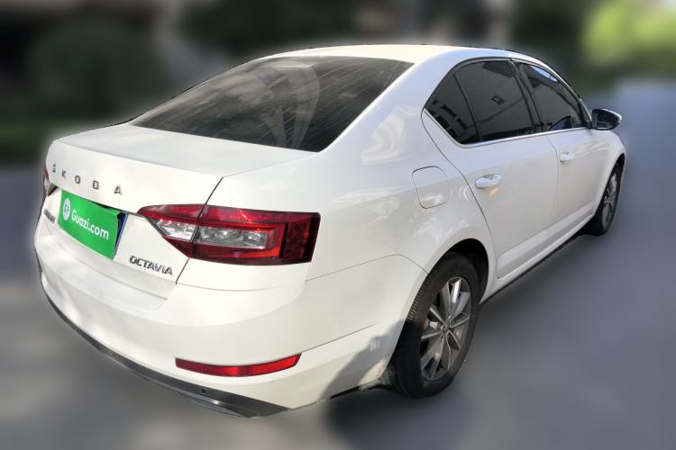 Used Skoda Octavia 2022 1.5L Automatic Comfort Edition Rear Right 45 Deg