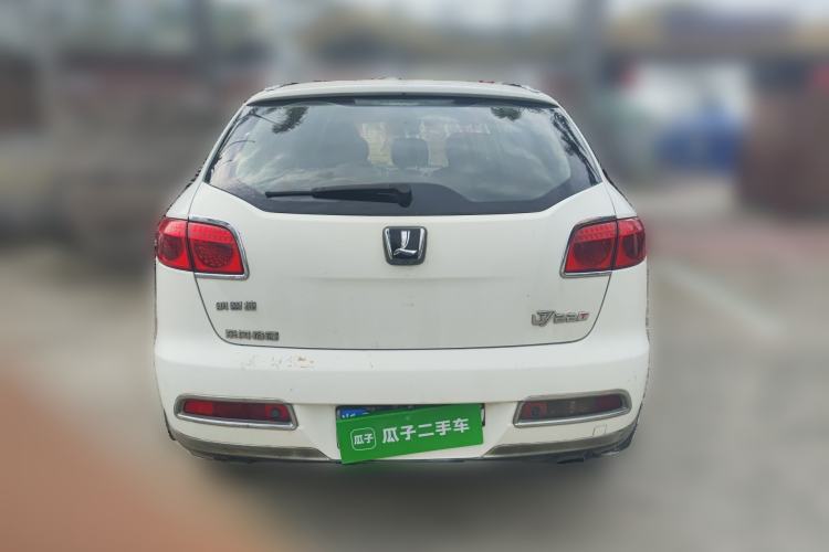 Used Luxgen Great 7 SUV 2013 Limited-Edition Sharp Model 2.2T Two-Wheel-Drive Smart Version Rear