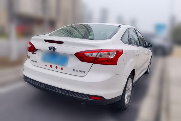 Used Ford Focus 2012 Sedan 1.6L Automatic Comfort Model
