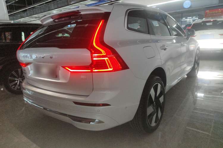 Used Volvo XC60 New Energy 2024 T8 Plug-in Hybrid Long-Range All-Wheel Drive Smart Luxury Edition