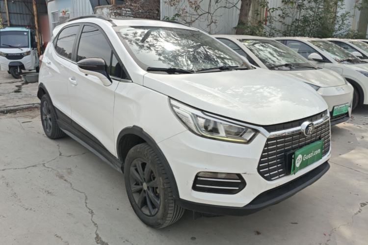 Used BYD Yuan New Energy 2018 EV360 Smart Connect Cool Edition Front Right 45 Deg