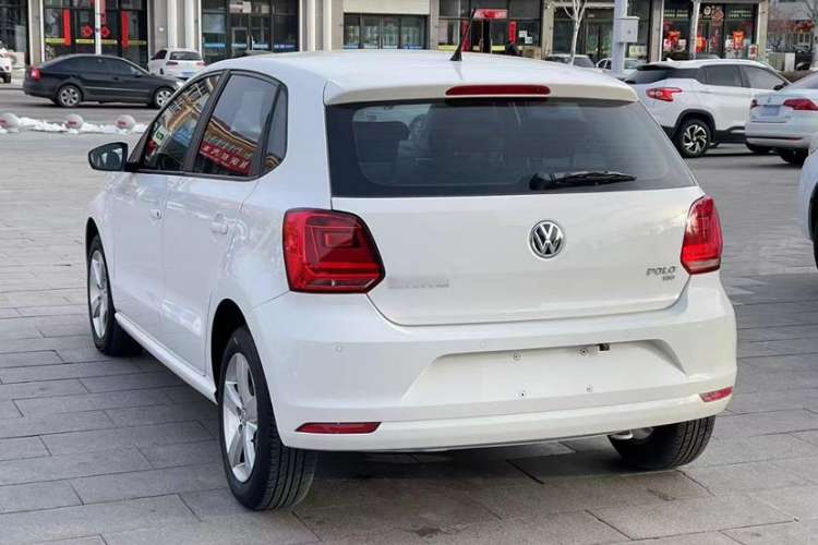 Used Volkswagen Polo 2016 1.6L Automatic Comfort Model