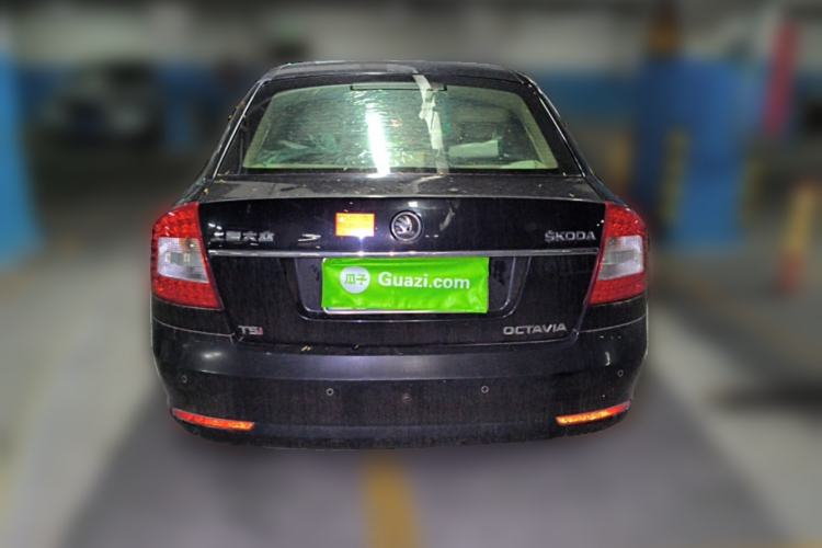 Used Skoda Octavia 2013 1.4TSI Manual Yijun Edition Rear