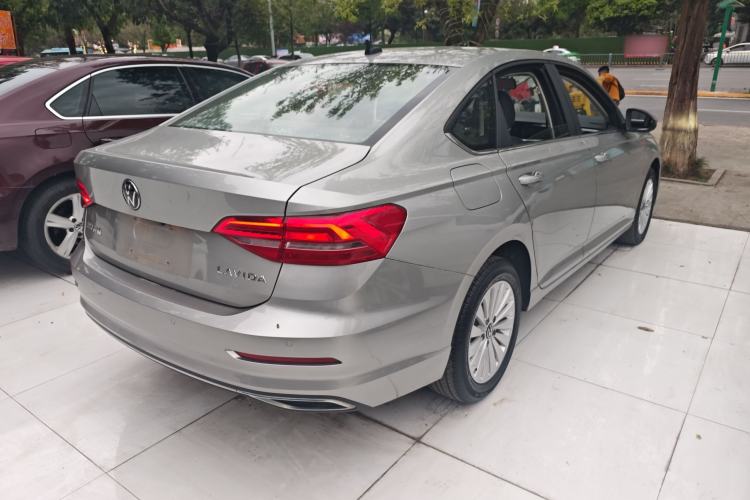 Used Volkswagen Lavida 2019 1.5L Automatic Comfort Edition China VI Standard Rear Right 45 Deg
