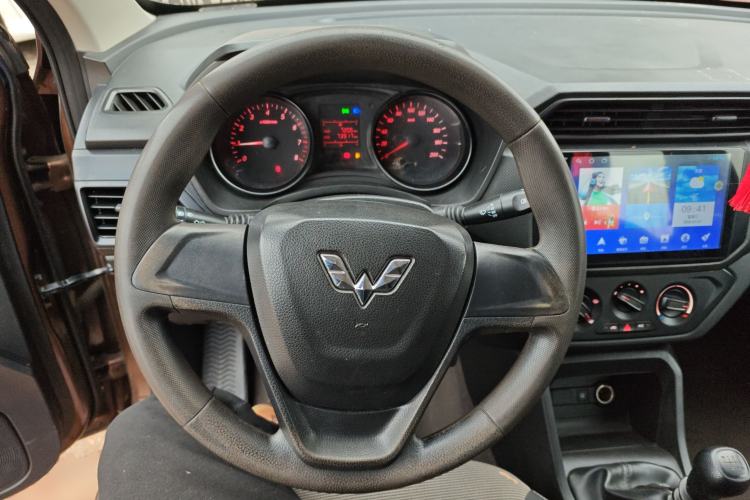 Used Wuling Hongguang 2021 1.5L S Base Version LAR