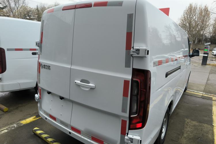 Used Dongfeng V5 2025 Model, 310 km Smart Leap Edition—Ningde 41.86 kWh