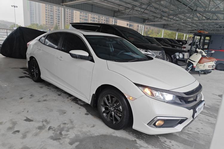 Used Honda Civic 2019 220TURBO CVT Dynamic Edition China VI Front Right 45 Deg