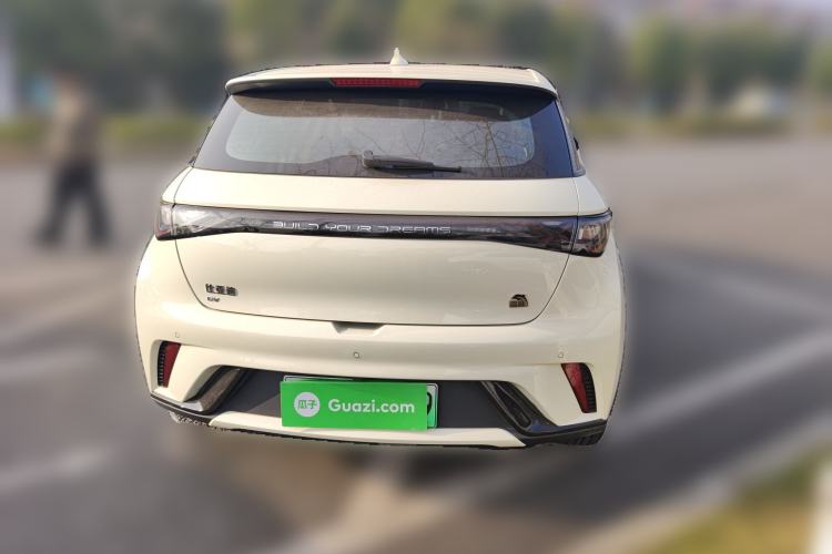 Used BYD Dolphin 2023 420 km Fashion Edition
