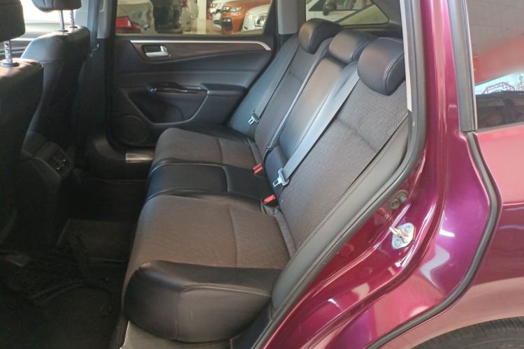 Used Honda Jade 2017 1.8L automatic Comfort version 5 seats
