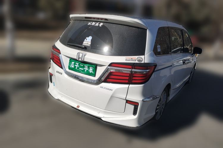 Used Honda Elysion 2016 2.4L Supreme Edition
