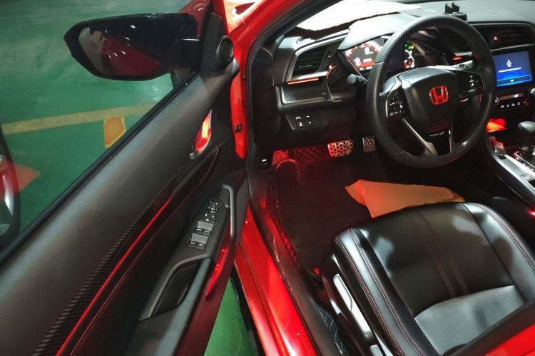 Used Honda Civic 2021 HATCHBACK 220TURBO CVT Trendy Cool Edition
