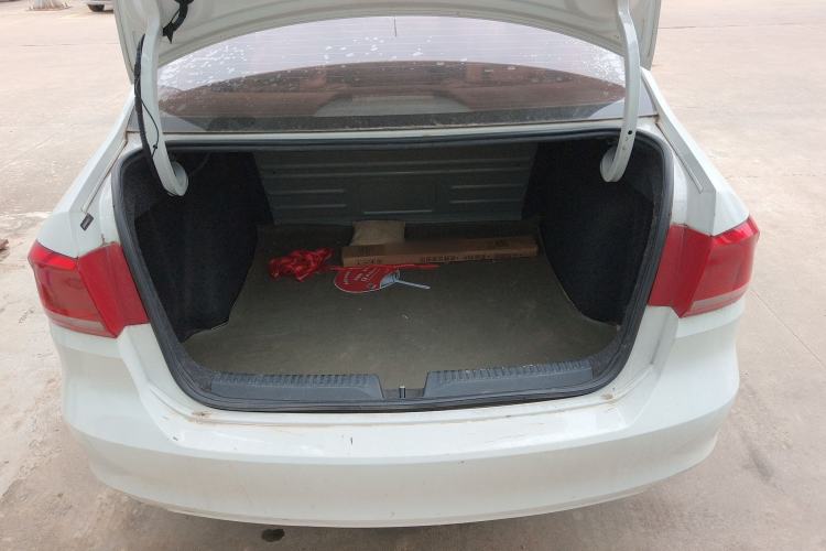 Used Volkswagen Santana 2015 1.4L Manual Fashion Edition
