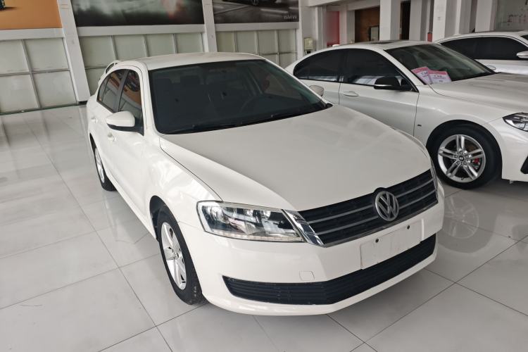 Used Volkswagen Lavida 2013 Revised Classic 1.6L Manual Fashion Edition
