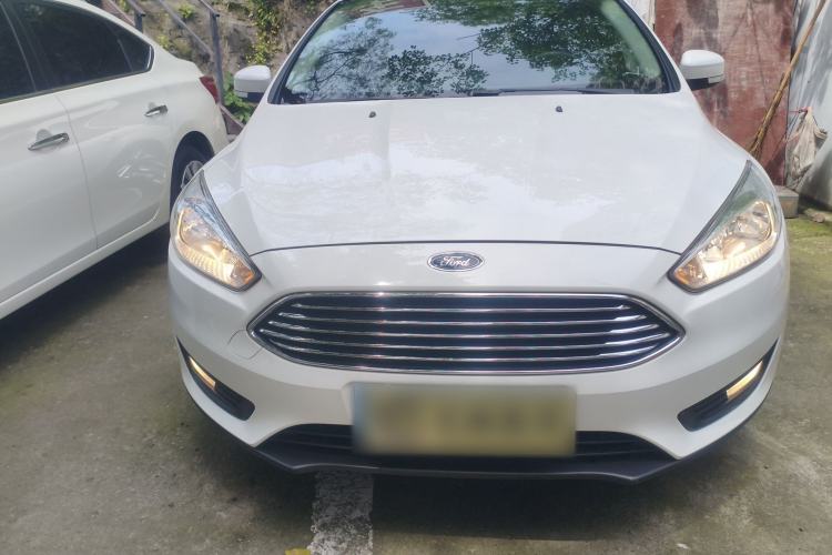 Used Ford Focus 2018 Sedan Classic 1.6L Automatic Trendy SmartDrive Edition Front