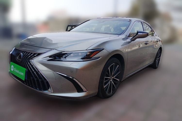 Used Lexus ES 2022 300h Deluxe Edition