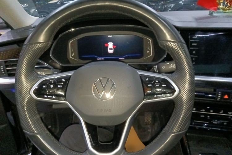 Used Volkswagen Passat 2022 330TSI Starry Luxury Edition Steering Wheel