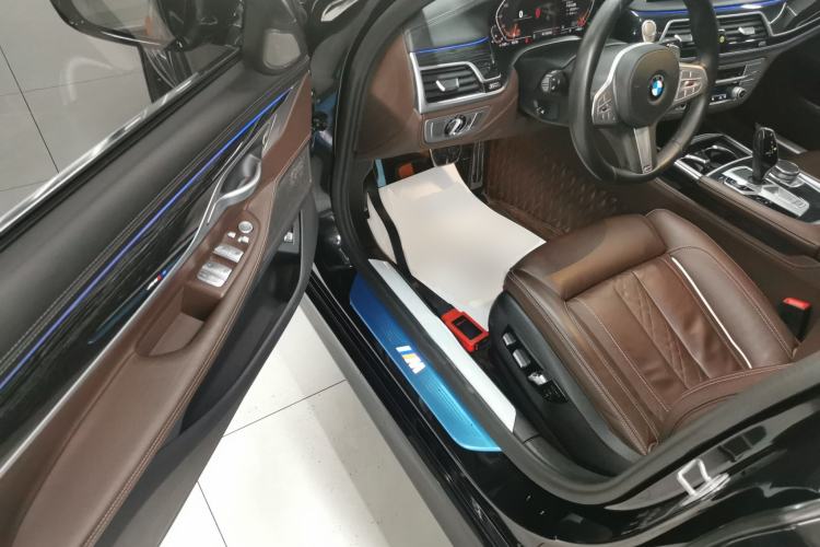 Used BMW 7 Series 2019 Restyled 730Li M Sport Package Driver Seat