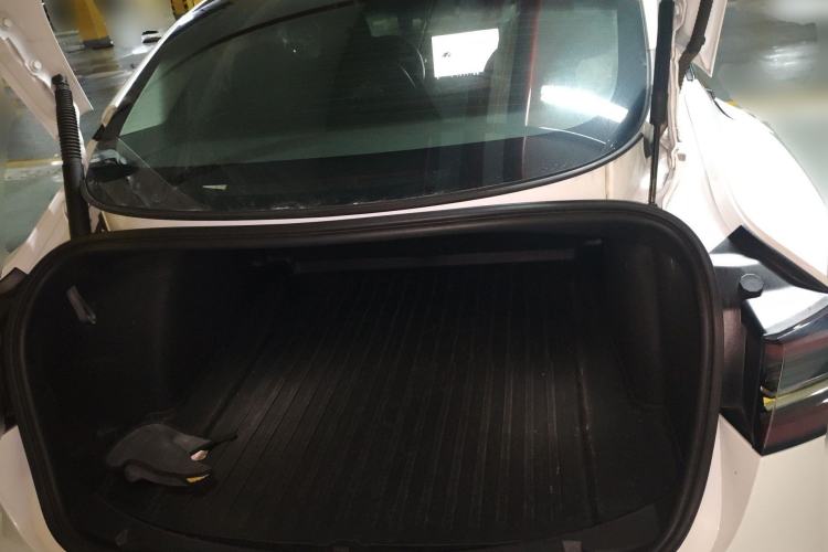 Used Tesla Model 3 2022 Rear-Wheel-Drive Version
