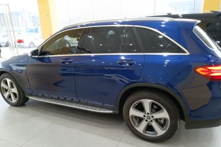 Used Mercedes-Benz GLC 2017 GLC 260 4MATIC Luxury Model