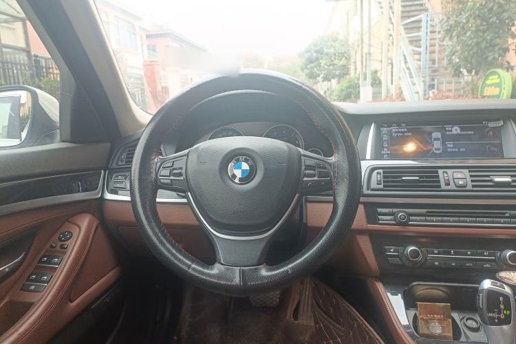 Used BMW 5 Series 2017 520Li Elegant Edition Steering Wheel