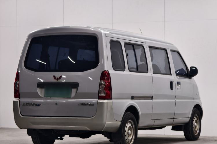 Used Wuling Rongguang EV 2020 Basic Version 7-Seater 300 km
