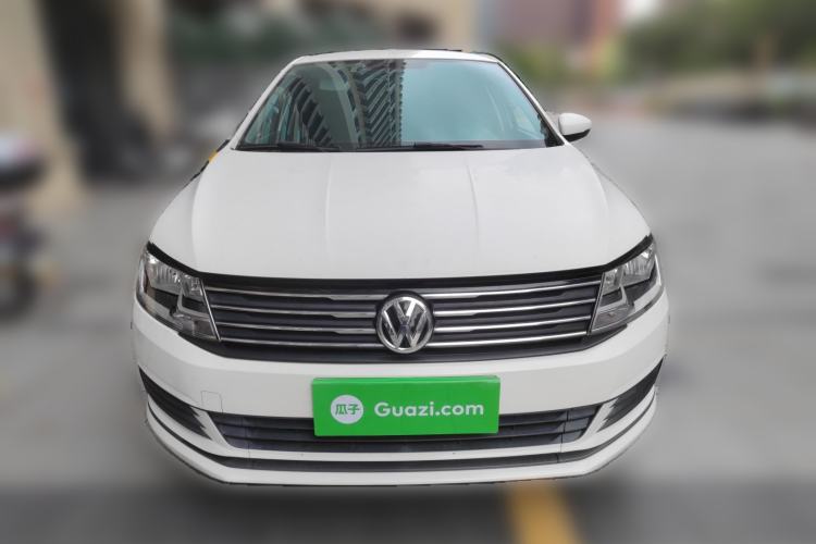 Used Volkswagen Gran Lavida 2015 1.6L Automatic Fashion Edition Front