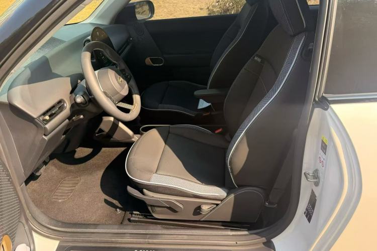 Used MINI Electric MINI COOPER 2025 456km COOPER E Classic Style
