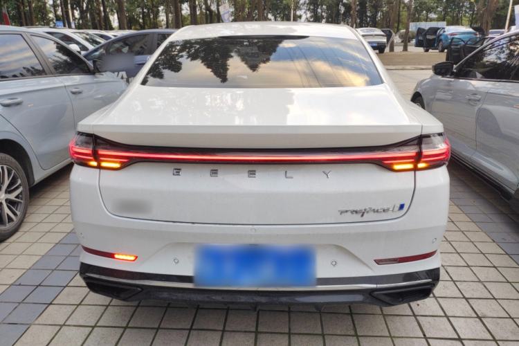 Used Geely Auto Preface L 2024 Zhiqing 1.5TD Galaxy Edition
