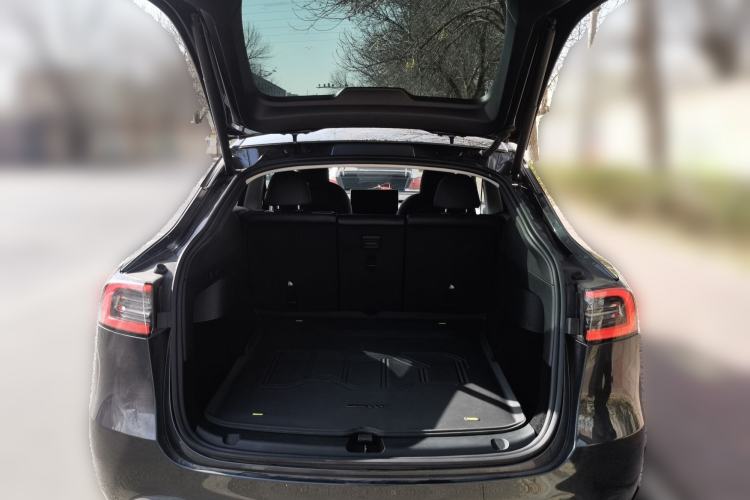 Used Tesla Model Y 2024 Rear-Wheel-Drive Version