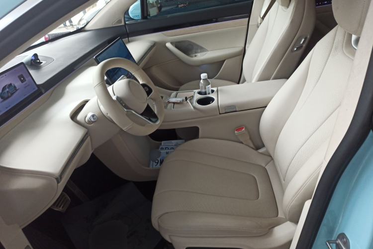 Used Hima Luxeed R7 2025 Range-Extended Version 251 km Max Left Front Seat