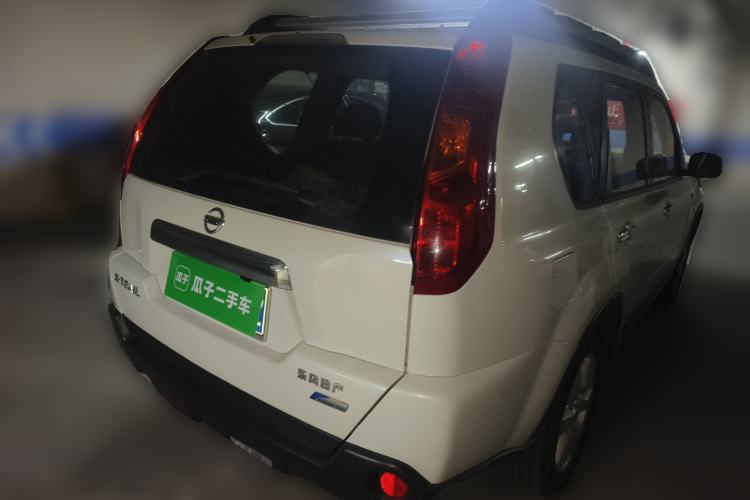 Used Nissan X-Trail 2010 2.5L CVT Luxury Edition 4WD Exterior 5