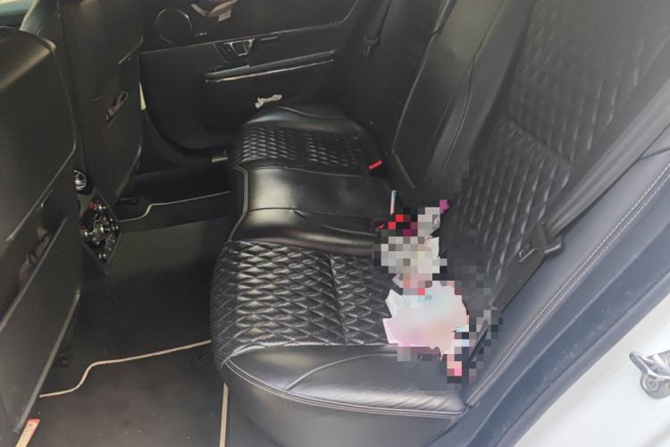 Used Jaguar XJ 2018 XJL 3.0 SC Two-Wheel-Drive Panoramic Business Edition
