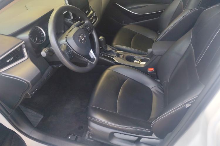 Used Toyota Corolla 2021 Dual-Motor 1.8L E-CVT Elite Edition Left Front Seat