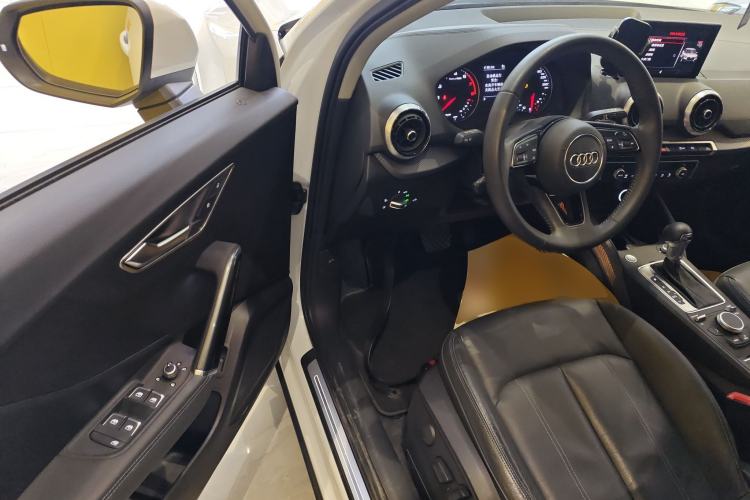 Used Audi Q2L 2022 35 TFSI Fashionable and Elegant Model
