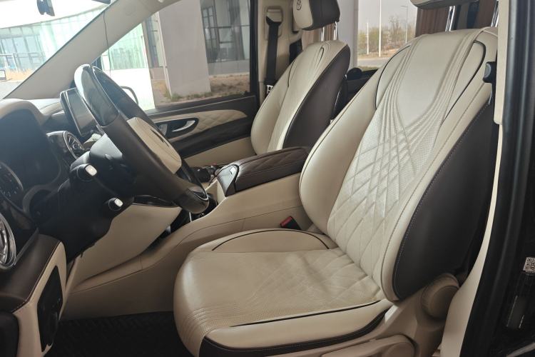 Used Mercedes-Benz Vito 2021 2.0T Business Version 7 Seats Left Front Seat